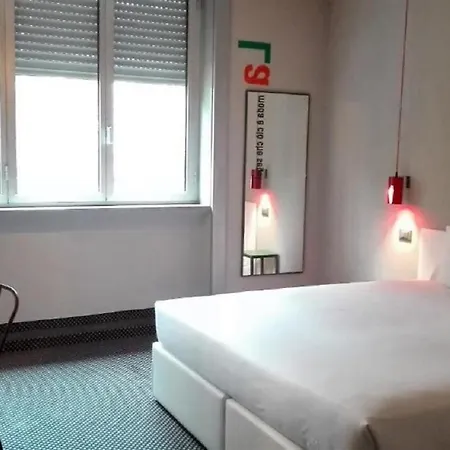 Allegroitalia Espresso Darsena Milan